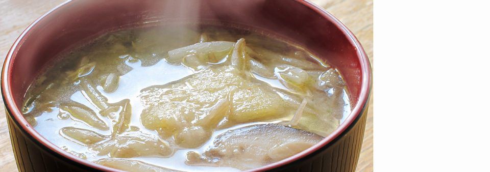 天然醸造の美味しい味噌でつくった味噌汁